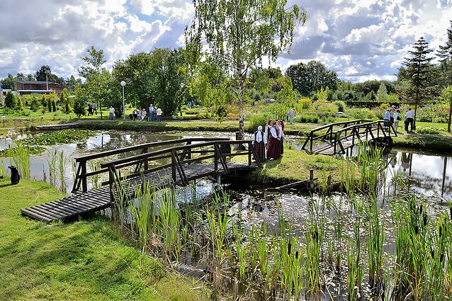 Šiaulių kraštas skęsta gėlių žieduose Šiaulių kraštas skęsta gėlių žieduose
