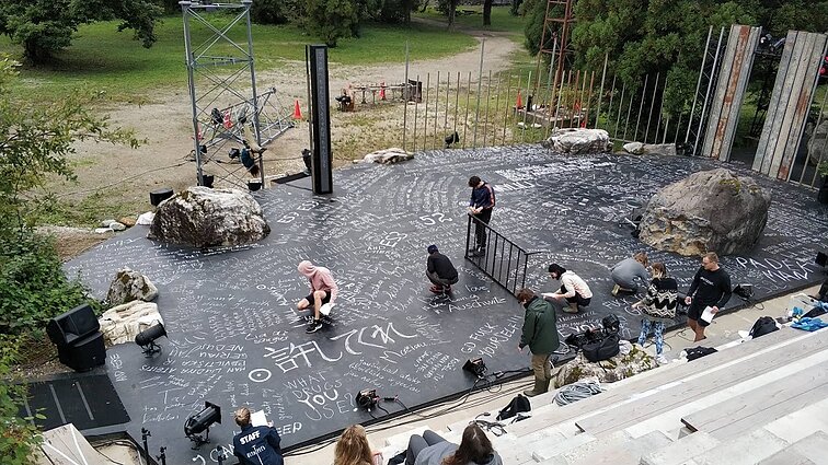 „Apvalytieji“ Teatro olimpiadoje Togoje (Japonija) 