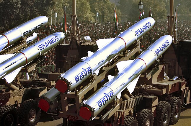 Jungtinės Indijos–Rusijos sukurtos hipergarsinės raketos „BrahMos“