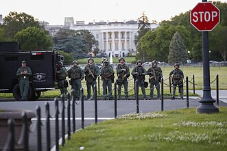 Protestai prie Baltųjų rūmų Protestai prie Baltųjų rūmų