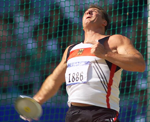 Jurgenas Schultas paskutinėse savo olimpinėse žaidynėse 2000 m.