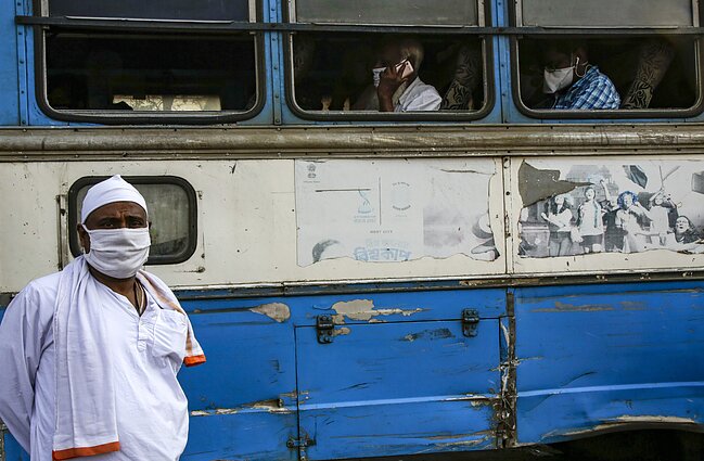Panorama. Itin užkrečiama indiškoji koronaviruso atmaina – jau Lietuvoje
