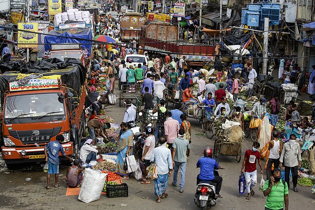 Labas rytas, Lietuva I d. Viso pasaulio ekonomikai įtakos turinti COVID-19 krizė Indijoje: kai kurios prekės dėl to pabrango net 70 proc.