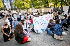 Vilniuje surengtos palaikymo eitynės reiškiant solidarumą protestams JAV