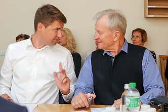 Mykolas Majauskas, Kęstutis Glaveckas