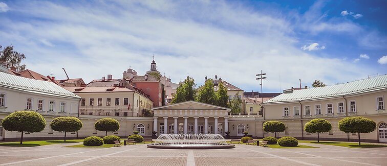 Išskirtinis Prezidentūros kiemas – didybė, kuria žavėjosi ne viena istorinė asmenybė