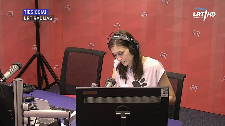 LRT RADIJO žinios. Giedrius Surplys primena, kad nors ir paskutinė karantino diena – kaukes dėvėti privaloma