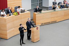 Gitanas Nausėda Seime skaito pirmąjį savo metinį pranešimą