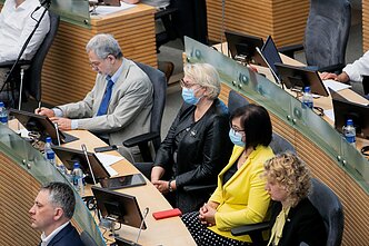 Gitanas Nausėda Seime skaito pirmąjį savo metinį pranešimą Gitanas Nausėda Seime skaito pirmąjį savo metinį pranešimą