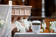 Bernardinų bažnyčioje atsisveikinama su Nelly Paltiniene