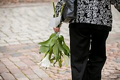 Laidotuvės / Asociatyvi