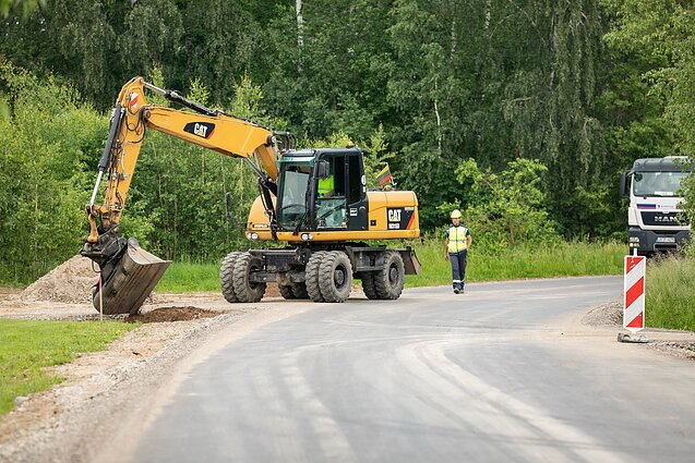 Mažėja finansavimas savivaldybių keliams tvarkyti