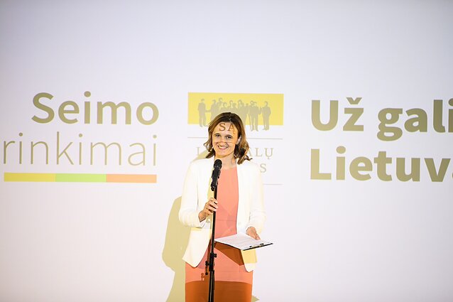Viktorija Čmilytė-Nielsen Viktorija Čmilytė-Nielsen