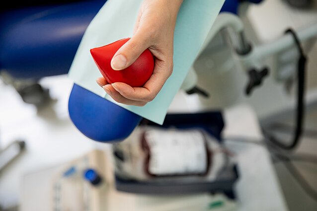 Aktyviai duodantys kraują gali gauti valstybinę pensiją: kas gali pretenduoti?