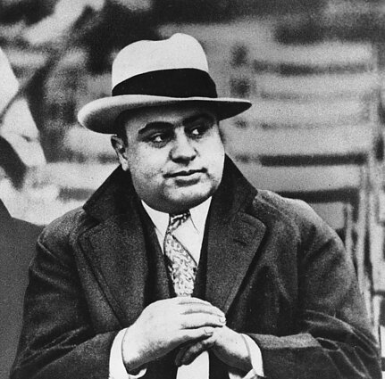 Alas Capone Alas Capone