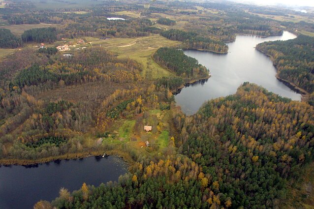 Sodyba, kurioje parengti pirmieji „Kiaulės sakmės“ eskizai (Kuktiškių kaimas, Perkasynės vienkiemis)