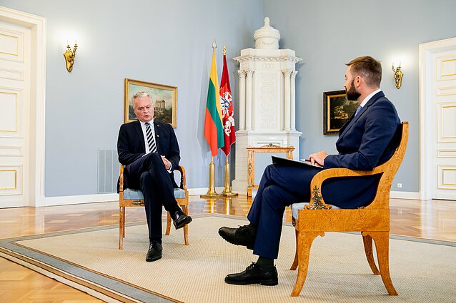 Dienos tema. Nausėda įvertino prezidentavimo metus – apie svarbiausią pasiekimą ir didžiausią nesėkmę (su vertimu į gestų k.)