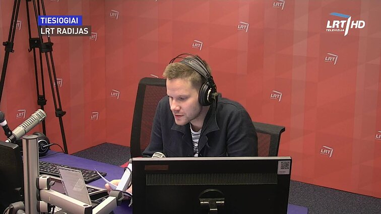 LRT RADIJO žinios. Europos Parlamentas greičiausiai pritars naujoms vilkikų vairuotojų darbo taisyklėms