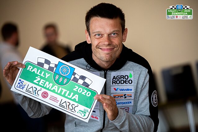 Sportas. Orai. Prasidėjo Lietuvos ralio čempionatas: pirmąjį etapą laimėjo Vaidotas Žala