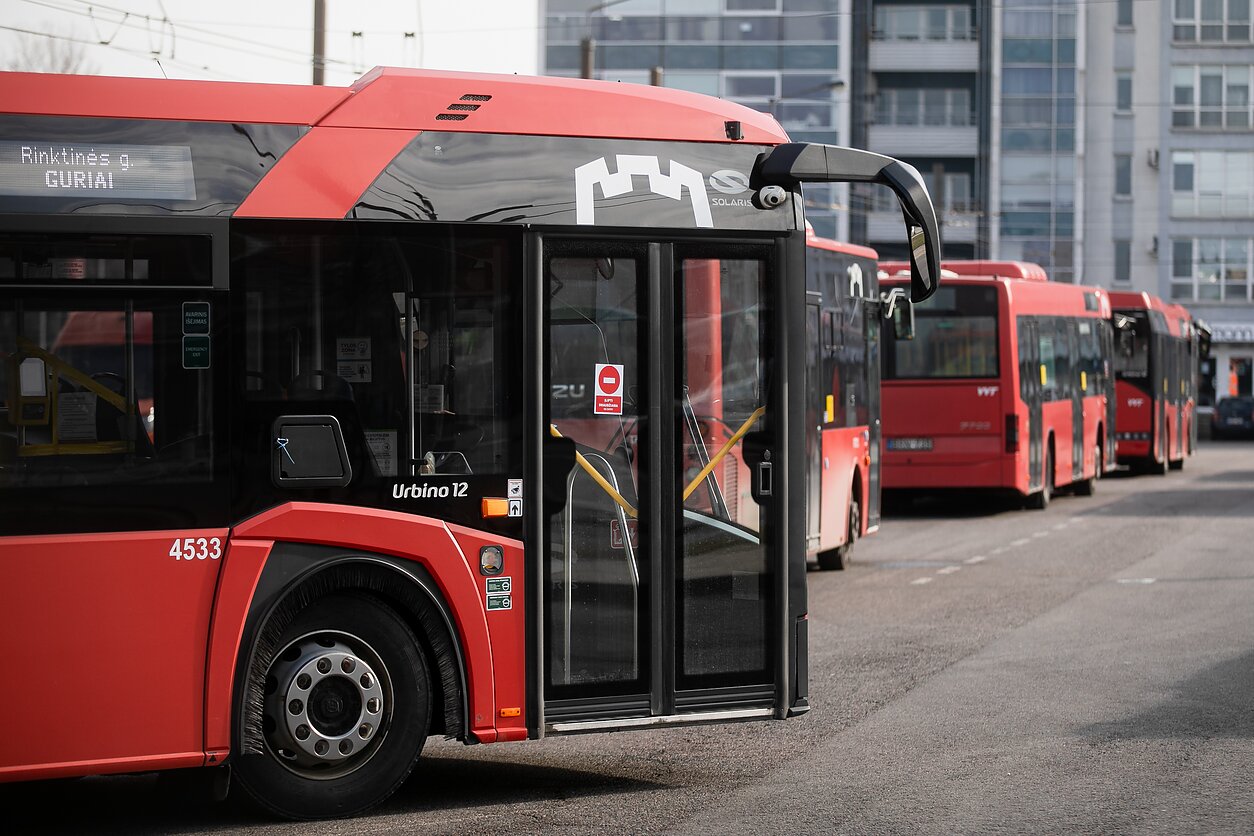 Autobus Autobus