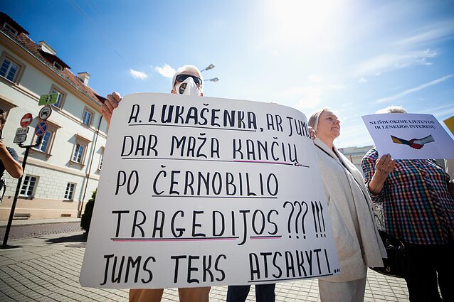 Mitingas prie prezidentūros dėl Astravo AE klausimo
