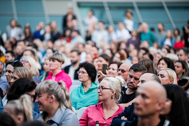 Išskirtiniu Monikos Liu koncertu Valdovų rūmuose prasidėjo festivalis „Midsummer Vilnius“