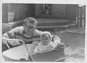 Vytautas Tomkus, Dovilė Tomkutė (1964)