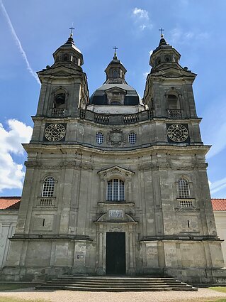 Aukso pjūvio proporcijos Pažaislio fasade