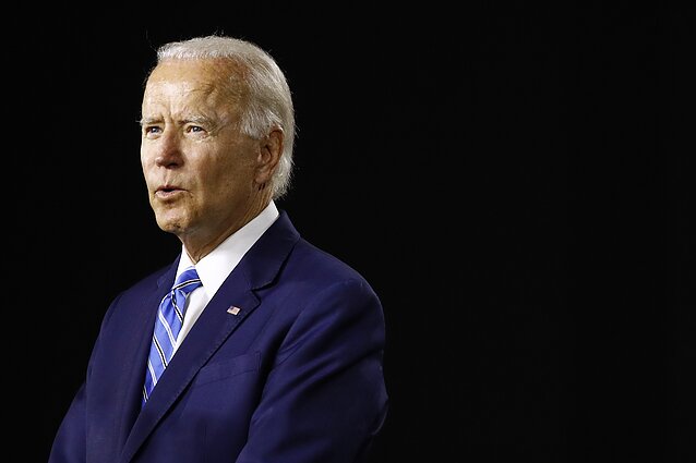 Bidenas pranešė, jog JAV Ukrainai siųs pažangias raketų sistemas: ne tik stiprina pajėgas, bet ir suteikia paspirtį derybose