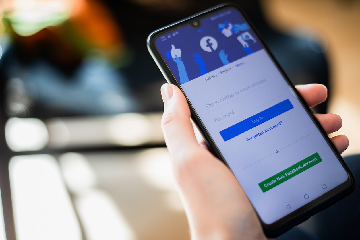 Facebook; socialiniai tinklai
