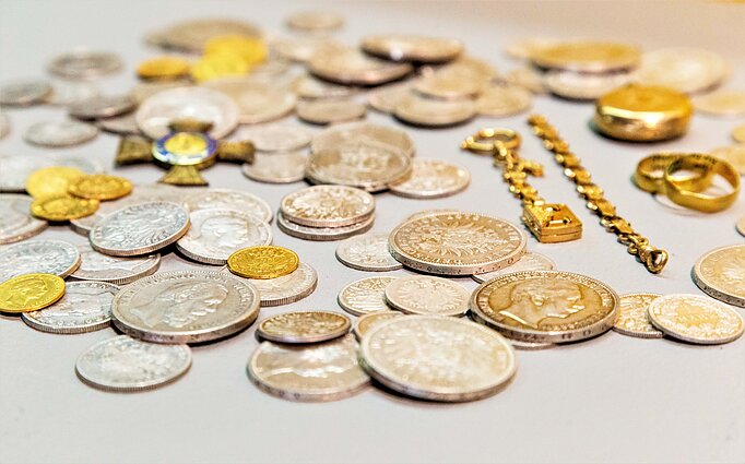 Žinios. Ukraina atgavo dešimtmetį Nyderlanduose įstrigusius Krymo turtus