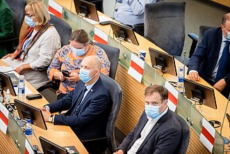 Seimas susirinko į neeilinį posėdį dėl rinkimų Baltarusijoje