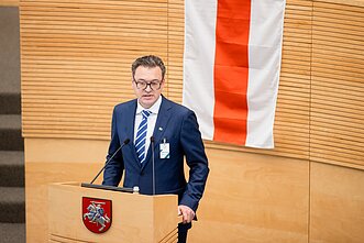 Seimas susirinko į neeilinį posėdį dėl rinkimų Baltarusijoje