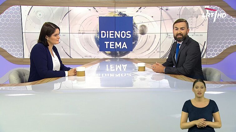 Dienos tema. Mokytojai nerimauja: nežinia, kaip reikės įgyvendinti visus saugumo reikalavimus (su vertimu į gestų k.)