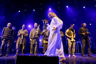 Aistės Smilgevičiūtės ir „Skylės“ koncerto akimirka 