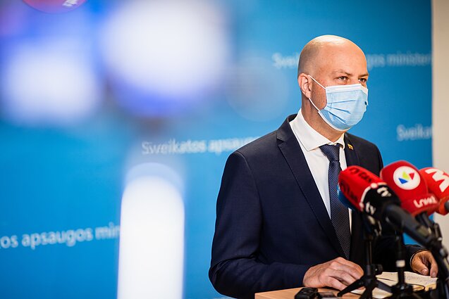 Veryga: mokyklose kaukės vaikams nėra privalomos, bet situacija gali keistis