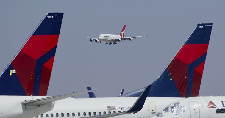 Iš Vilniaus į Dubajų ir ne tik: sostinės savivaldybė pasirašė sutartį dėl naujų skrydžių krypčių