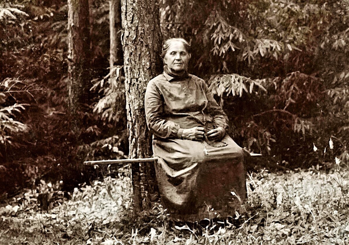 Marija Gaidamavičiūtė-Šalkauskienė (1864–1949), 10 vaikų motina. Marija Gaidamavičiūtė-Šalkauskienė (1864–1949), 10 vaikų motina.