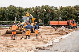 Ardomas paplūdimys Lukiškių aikštėje