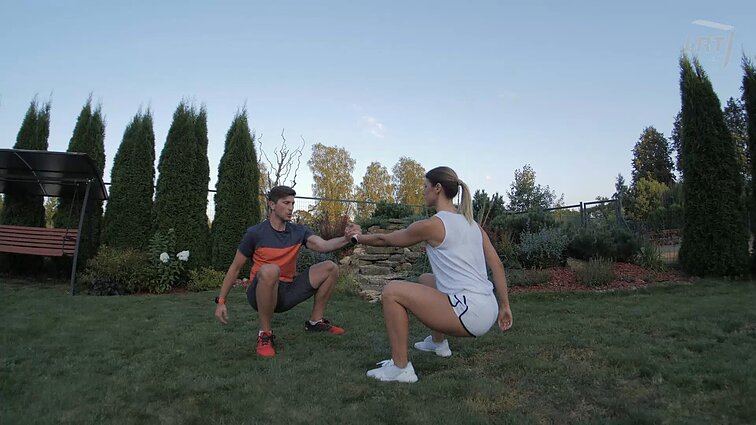 „Į sveikatą!" iššūkis – pratimas poroje