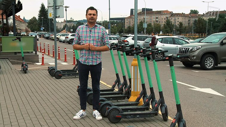 Ekologiška. Žiedinės ekonomikos svarba, alternatyva greitajai madai ir žmogaus paliekamas CO2