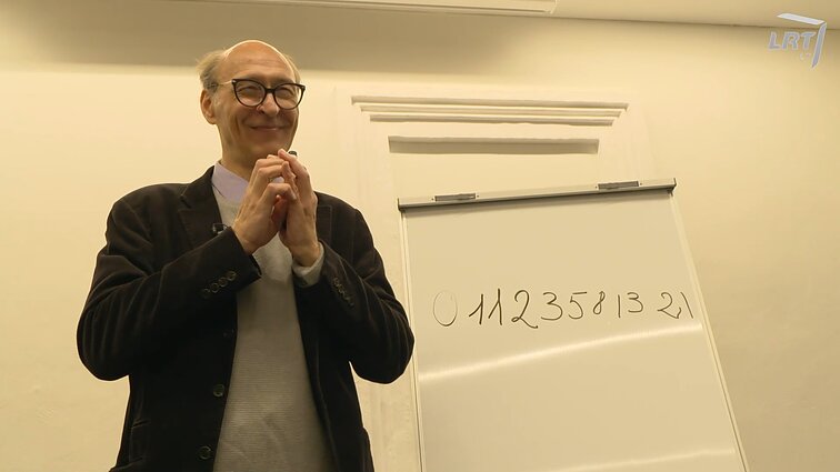 Dviračio žinios. Studentas matematikos profesoriui: gal galite priminti, kas tas stačiakampis?