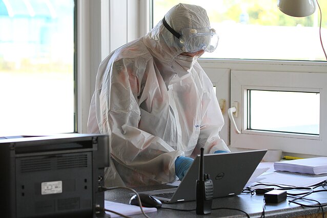 Žinios. Šalies laboratorijos pasiekė tyrimų dėl COVID-19 pajėgumų ribas