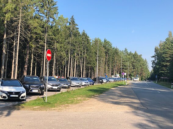 Automobiliai prie Olando Kepurės Automobiliai prie Olando Kepurės