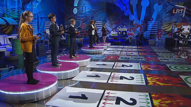 Lietuvos tūkstantmečio vaikai. Kuriame mieste įvyko pirmoji Dainų šventė?