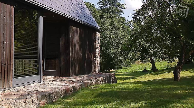 Naujas namas ant senų pamatų