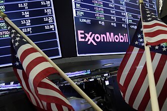 JAV naftos ir dujų pramonės milžinė „ExxonMobil“ JAV naftos ir dujų pramonės milžinė „ExxonMobil“