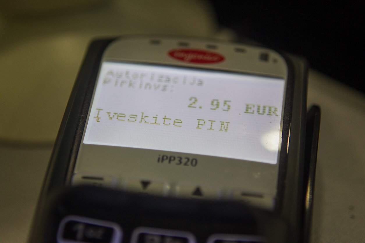 Mokėjimas banko kortele