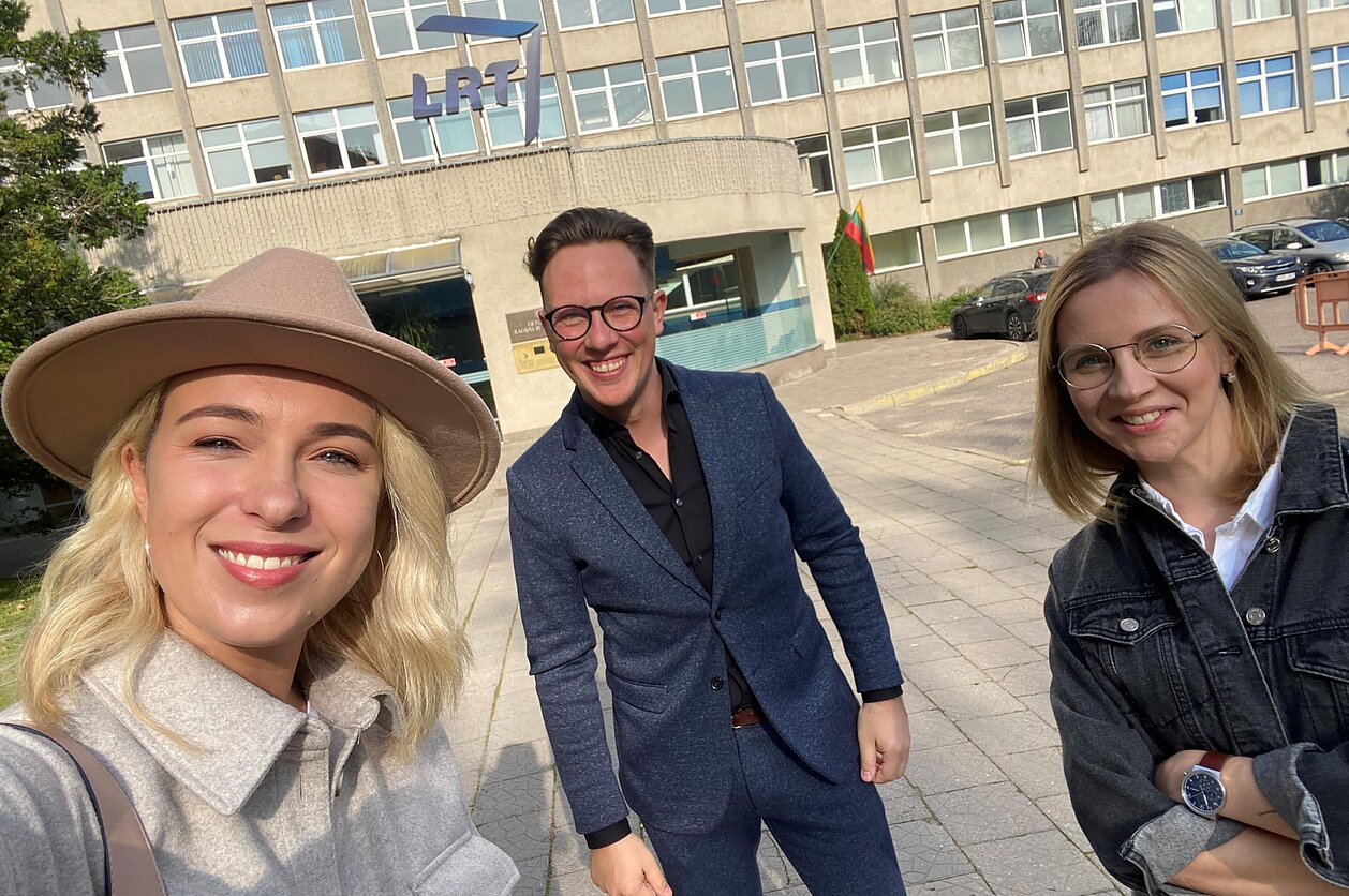 Vardan tos. Tarp lokalaus ir globalaus pilietiškumo?