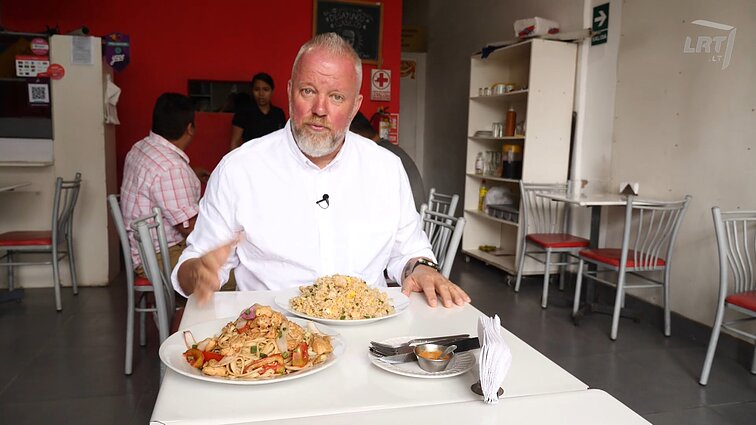 Pasaulio puodai. Kinų patiekalų invazija Pietų Amerikoje, kepto viščiuko tėvynė ir gastronomijos šedevrų fabrikas Kijeve